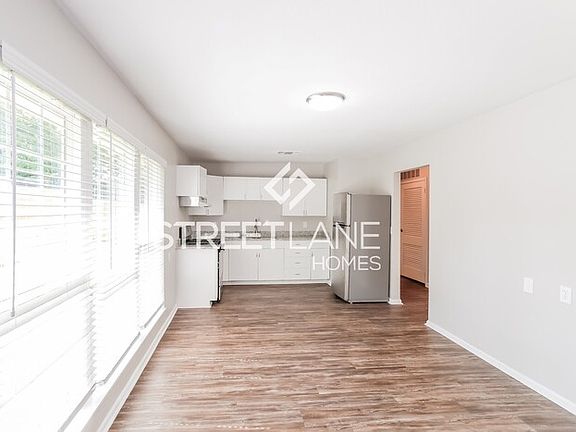 3rd image of 6308 Basswood Dr