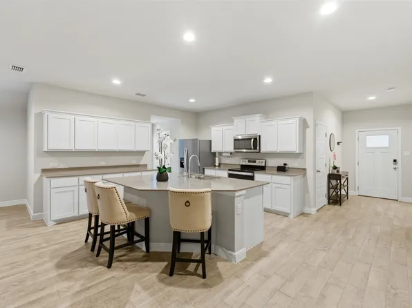 644 Griffith Park Trl, Alvarado, TX 76009