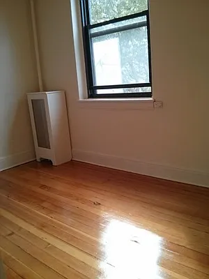 Rented by Authentic Realty | media 10