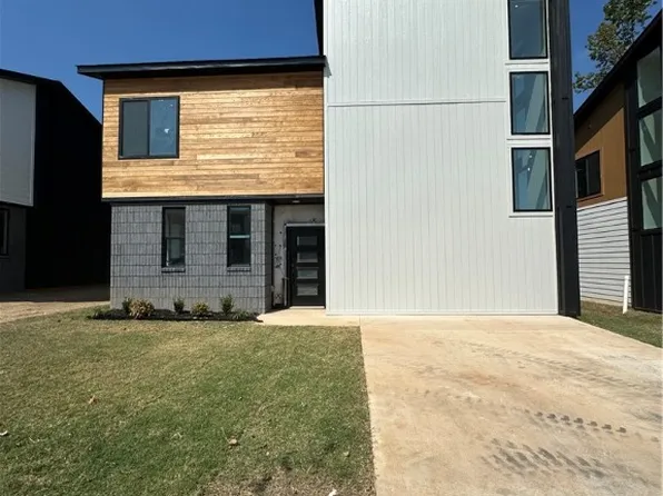 2607 W Bonnie Ln, Rogers, AR 72758