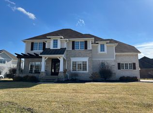 10337 Copper Ridge Dr, Fortville, IN 46040