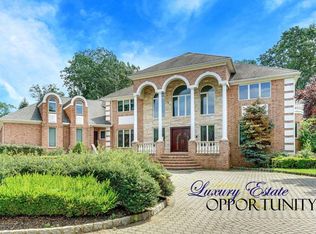 14 Rivers Edge Dr, Colts Neck, NJ 07722