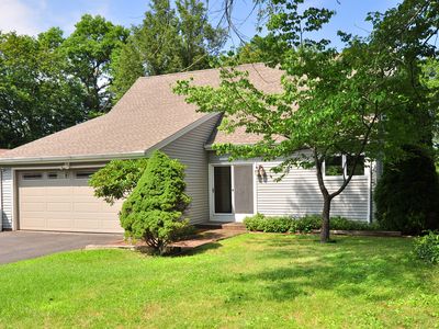 94 Clubhouse Road, Windsor, CT, 06095