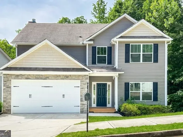 415 Fieldcrest Dr, Dallas, GA 30132