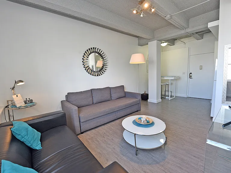 Edwards Apartments — Photo 18