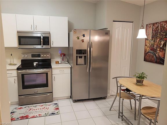 4th image of 935 New Waterford Dr #F-203