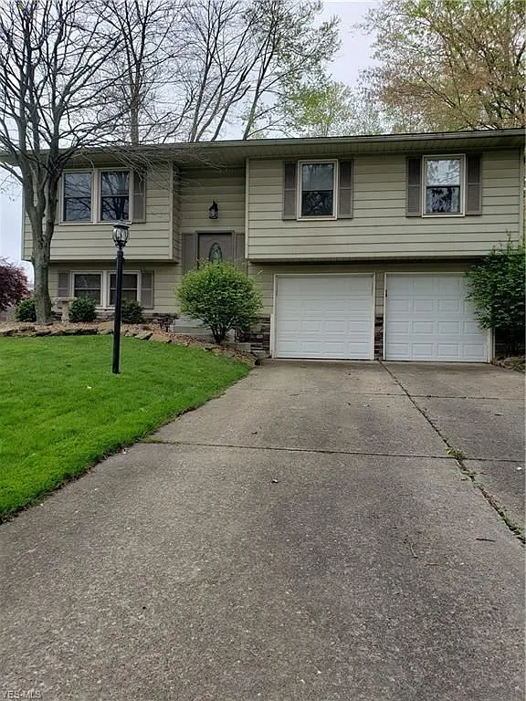 1974 Penny Ln photo 1