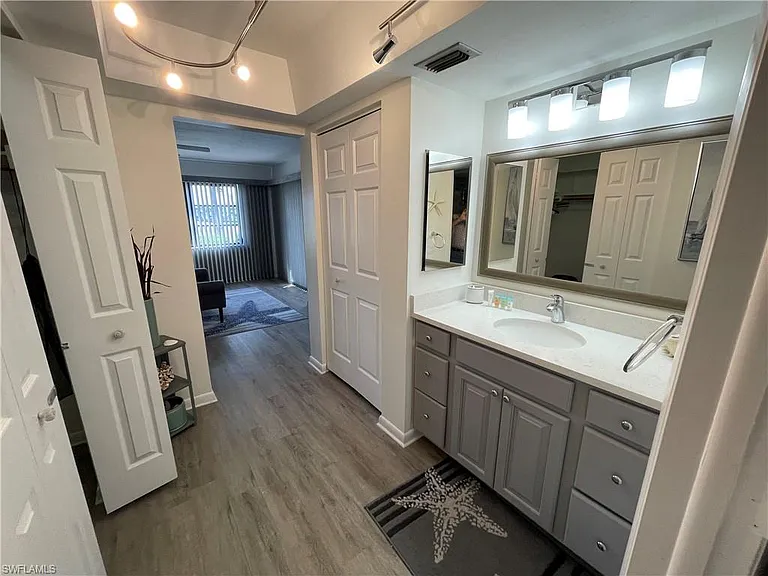 3722 SE 12th Ave #F1 — Photo 23