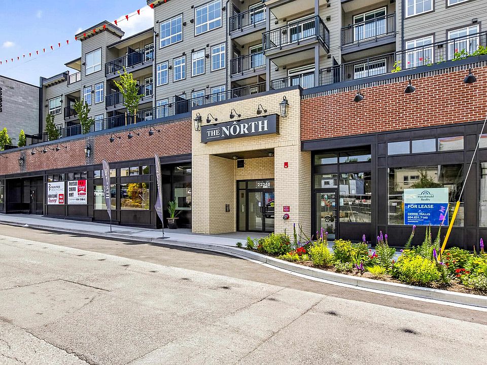 1st image of 22348 North Ave #204