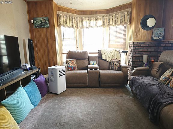 3rd image of 1515 Jackson Ave