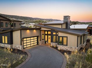 832 N Burro Peak Cir, Heber, UT 84032