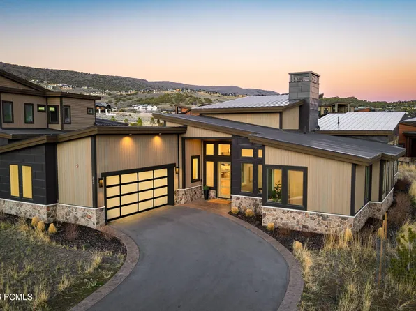 832 N Burro Peak Cir, Heber, UT 84032