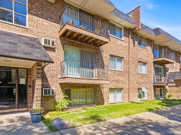 215 S Hale St APT 6A, Addison, IL 60101