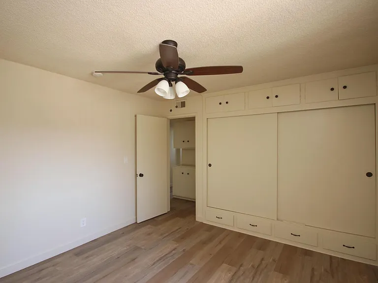 1600 W Huntington Dr #2A — Photo 14