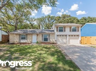 5704 Guildwood Dr, Arlington, TX 76017