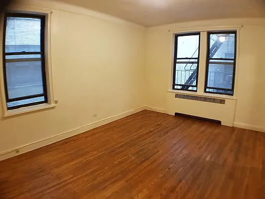 Rented by Lang Realty LLC | media 7