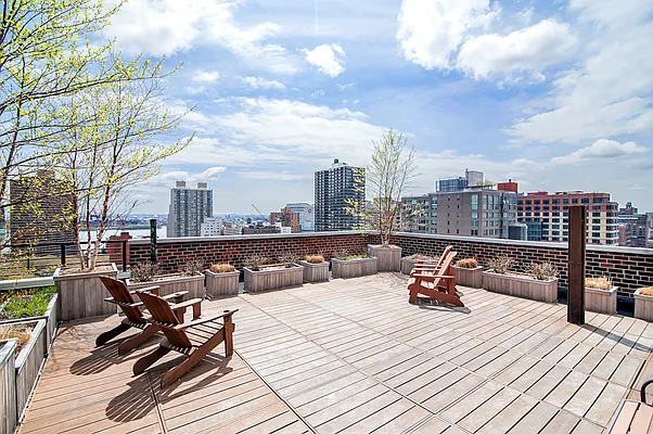 Sold by Compass | media 5