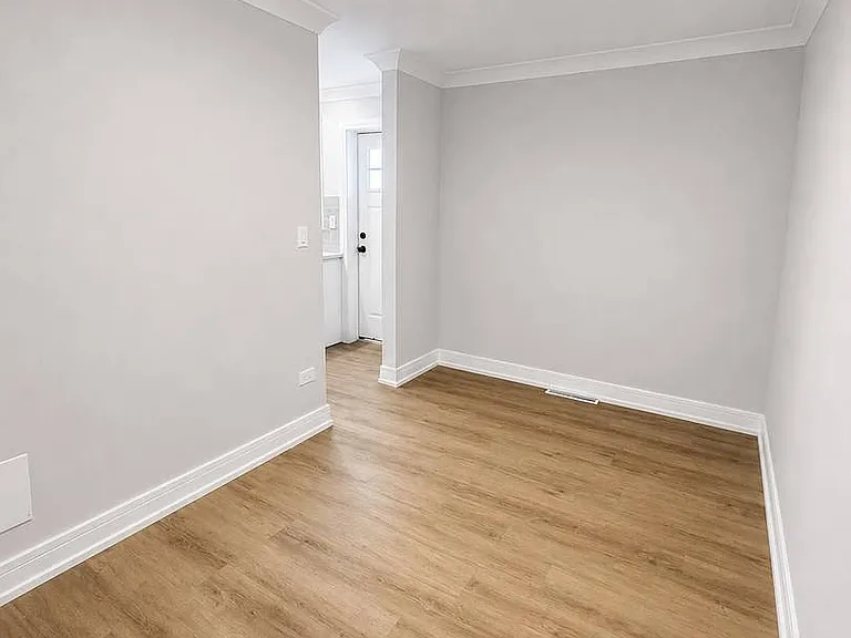 17037 Greenbay Ave — Photo 10