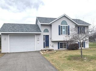 2053 Paintbrush Dr, Kronenwetter, WI 54455