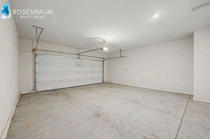 2431 S 46th St — Photo 31