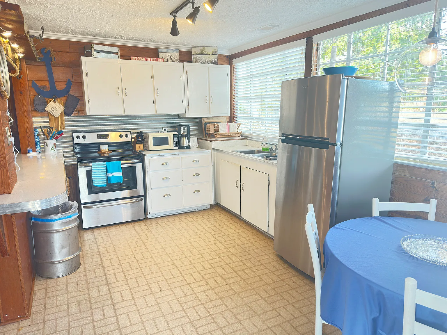 2 bed, 800 sqft, $2,150 — Photo 4