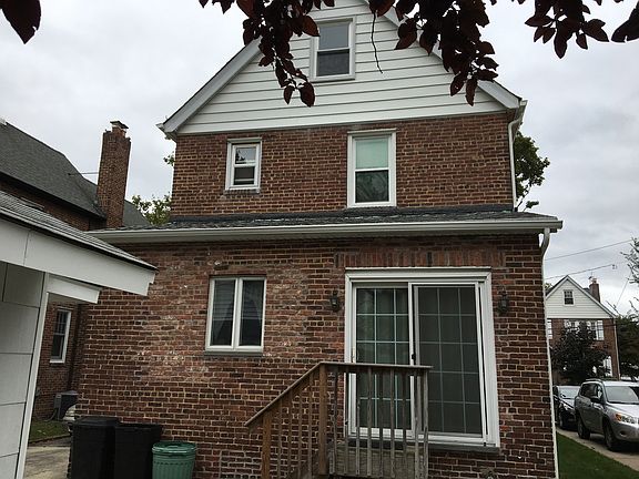 2nd image of 601 Liberty Ave