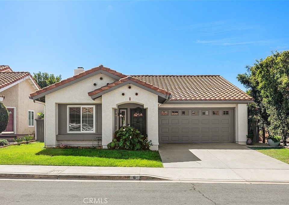 1st image of 6 Via Violeta