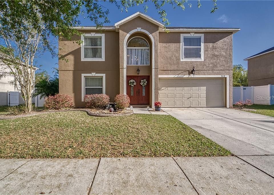 1st image of 712 Valrico Hills Ln