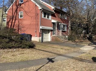 70 Glenbrook Pkwy, Englewood, NJ 07631