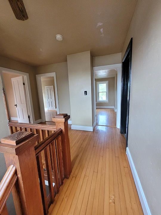 2nd image of 624 1st St
