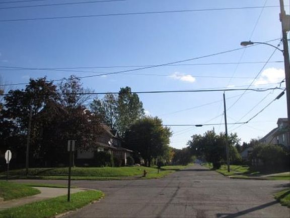 5th image of 32 Morris Ave