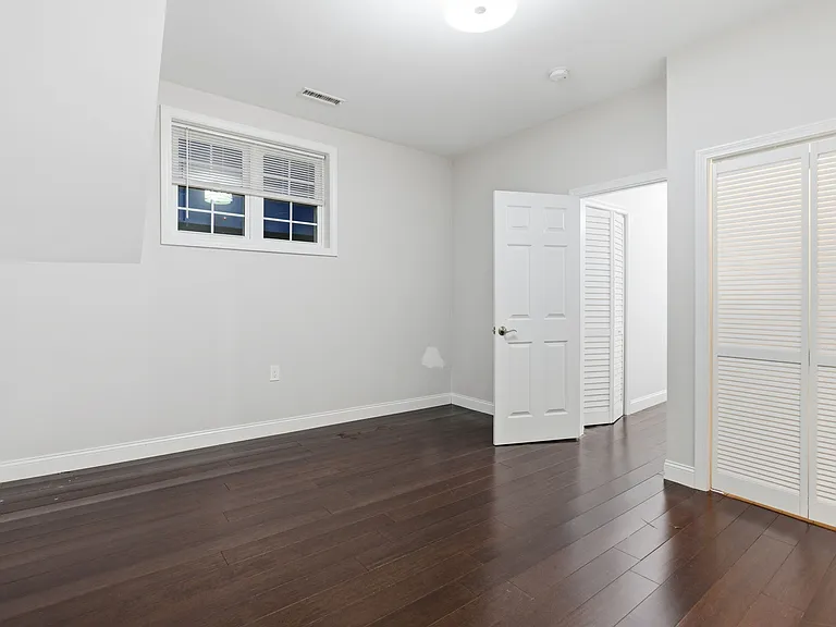 318 Concord Ave #318 — Photo 21