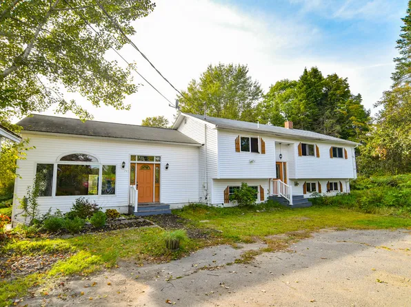 743 Middle Road, Skowhegan, ME 04976