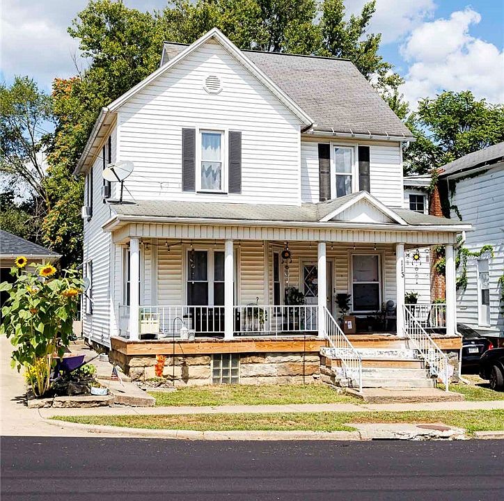 1st image of 113 E 4th St