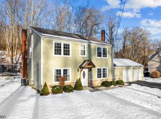 23 W Main St, High Bridge, NJ 08829