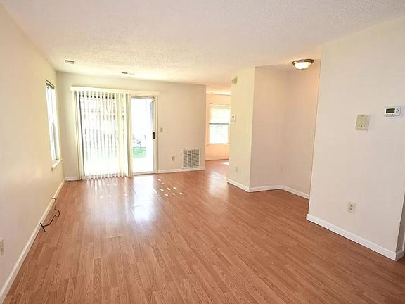 2nd image of 57 Tanglewood Ct