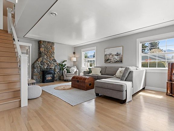 5th image of 6464 Reid Rd