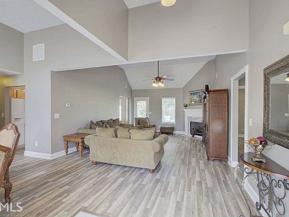 4th image of 4353 Lock Ness Ln