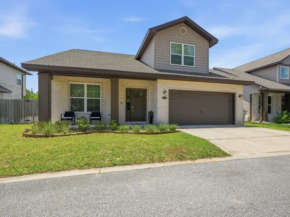 2331 Hadleigh Hills Ct, Navarre, FL 32566