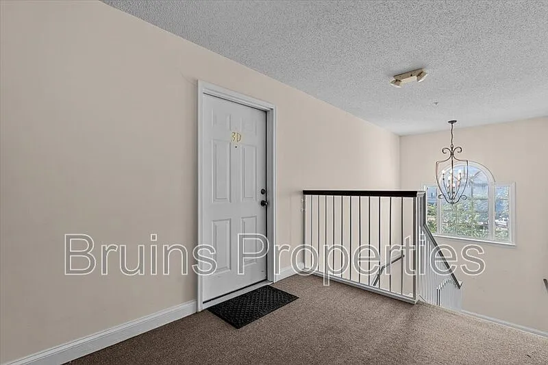 2 bed, 2.0 bath, 1126 sqft, $1,200 — Photo 2