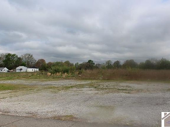 2nd image of 0 W James St