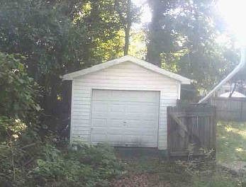 3rd image of 23 Owens Ave