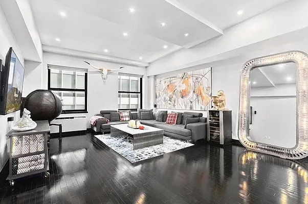 Rented by Onyx Group of New York | media 2