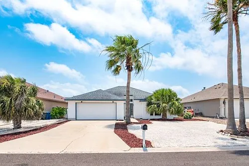 14958 Aquarius St Photo 1