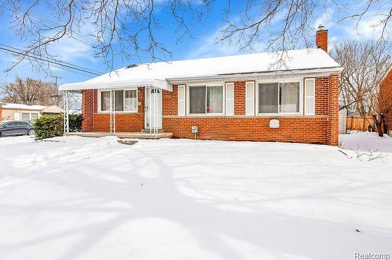 1st image of 28648 Edward St