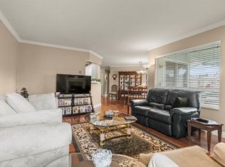 2475 Emerson St #14, Abbotsford, BC V2T4W5