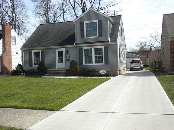 2nd image of 25623 Eaton Way