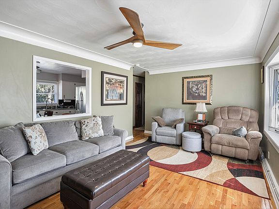 4th image of 5439 Lantana Ave