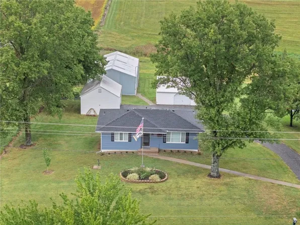 16463 State Route O Hwy, Cosby, MO 64436