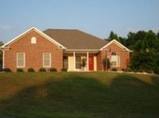 215 High Knoll Dr, Walkertown, NC 27051